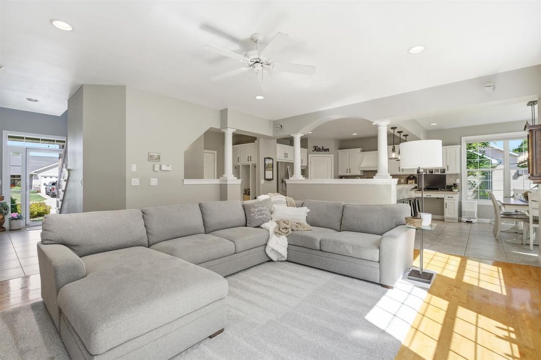 House in Neenah, Wisconsin, United States 5 - 18086443