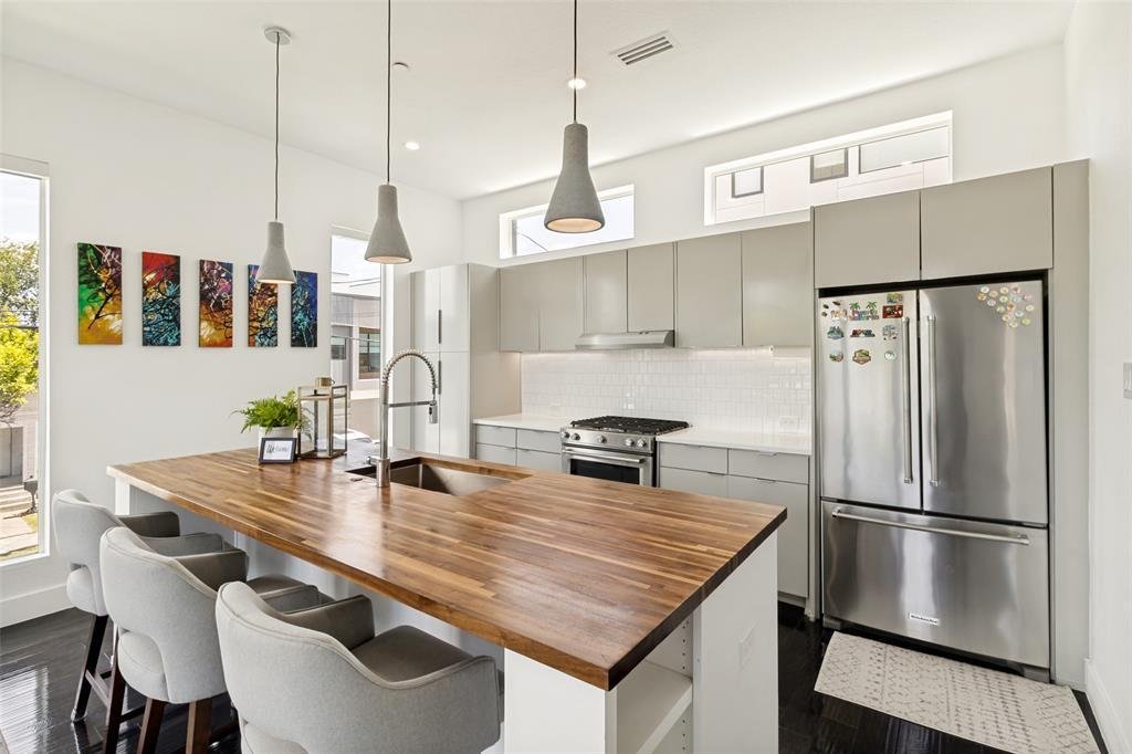 Condo in Dallas, Texas, United States 2 - 18086990