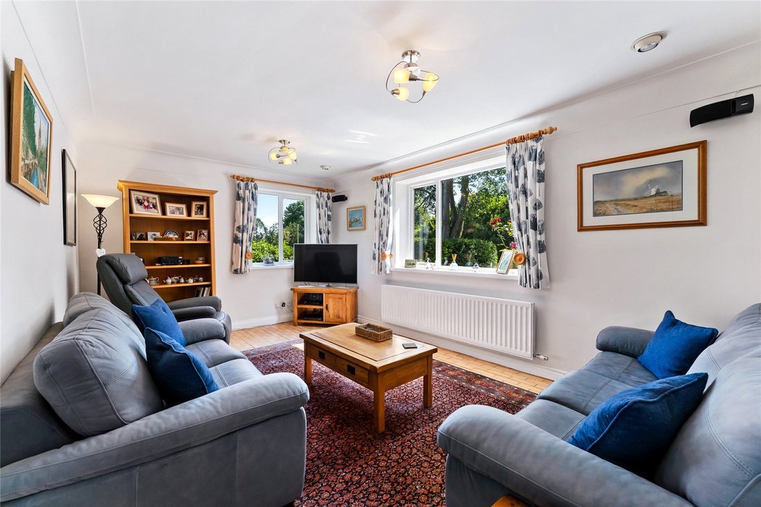House in Tilston, England 3 - 18081025
