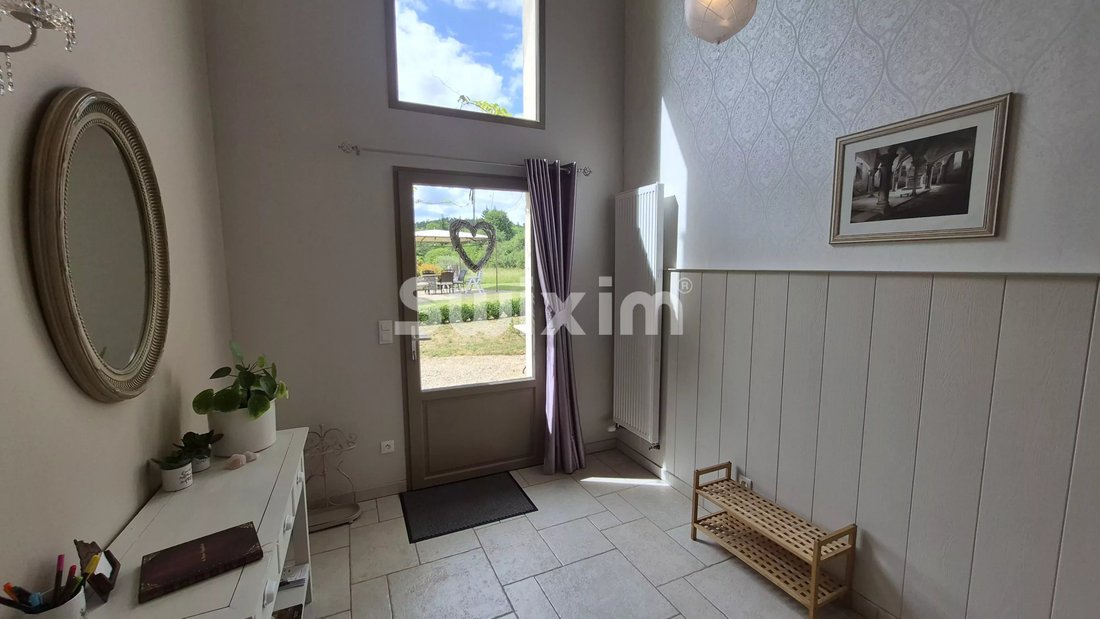 House in Vézelay, Bourgogne – Franche-Comté, France 4 - 18083326