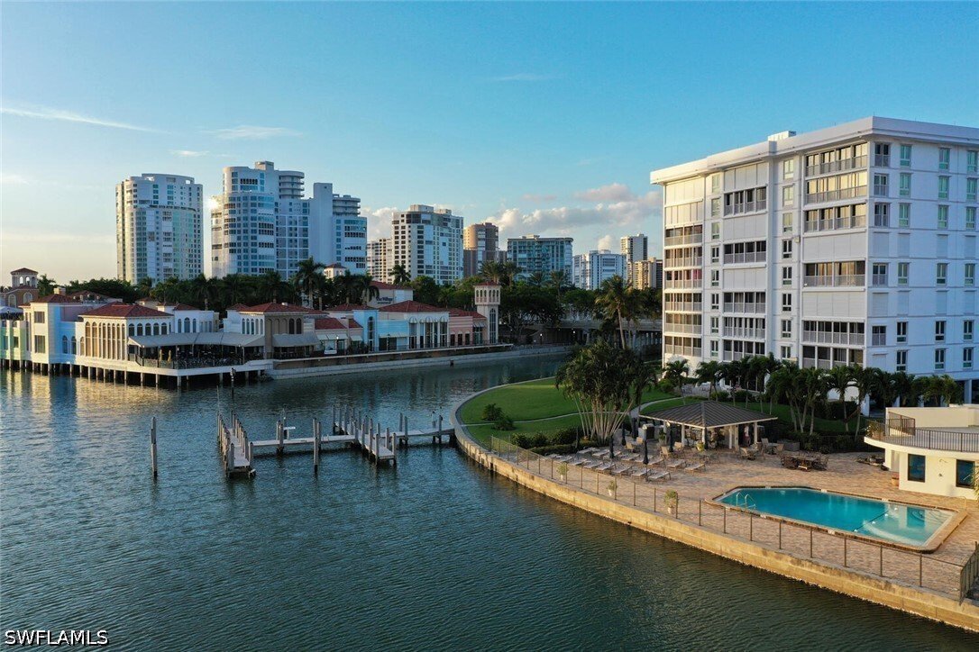 Condo in Naples, Florida, United States 2 - 18088624