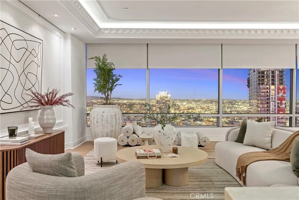 Condo in Los Angeles, California, United States 4 - 18085314