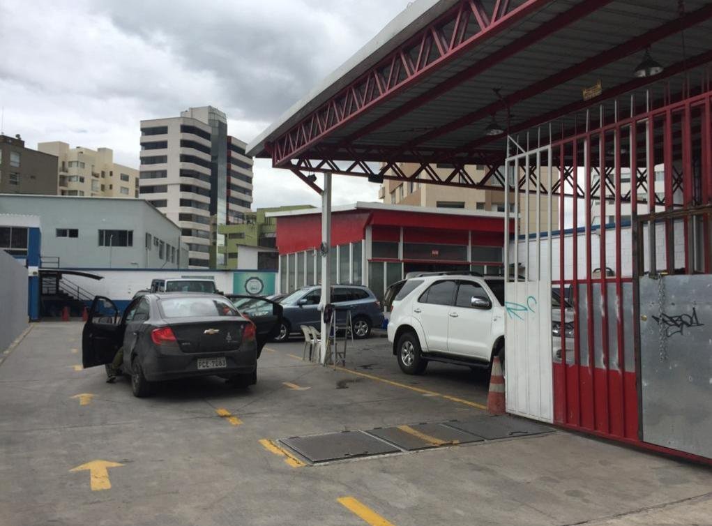 Terreno en Quito, Pichincha, Ecuador 3 - 18082756