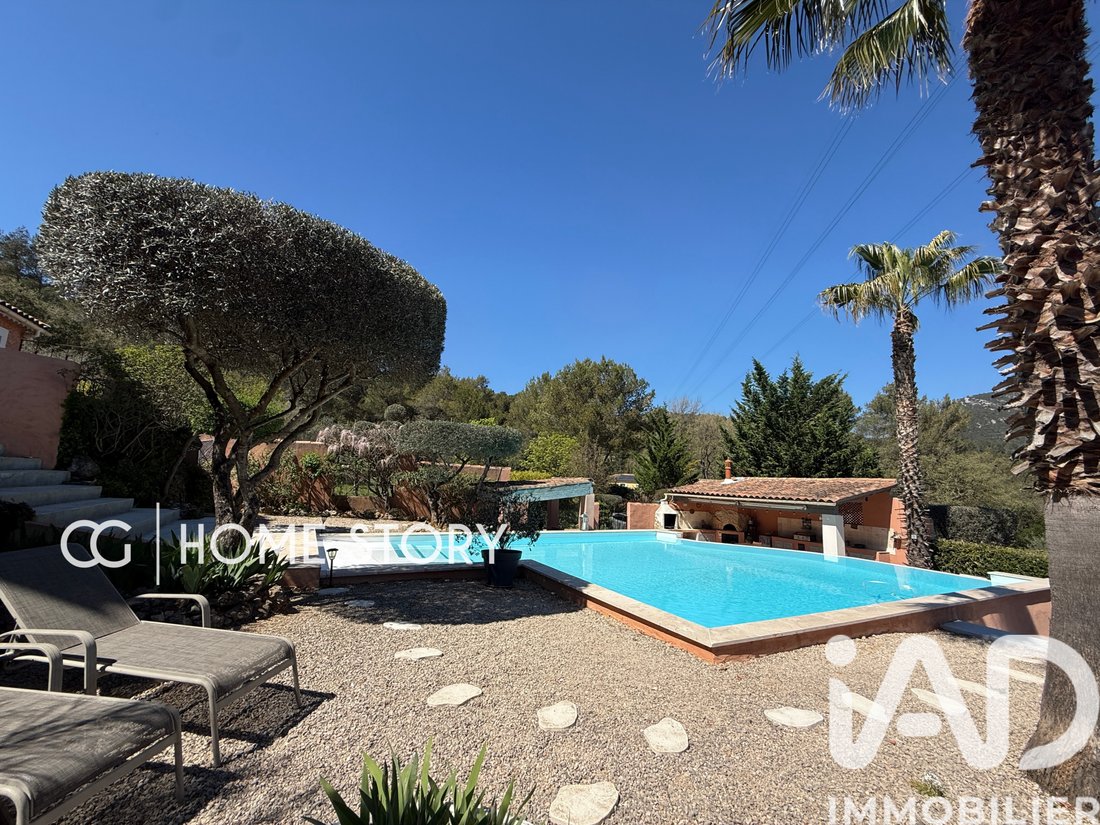 House in Signes, Provence-Alpes-Côte d'Azur, France 2 - 17692364