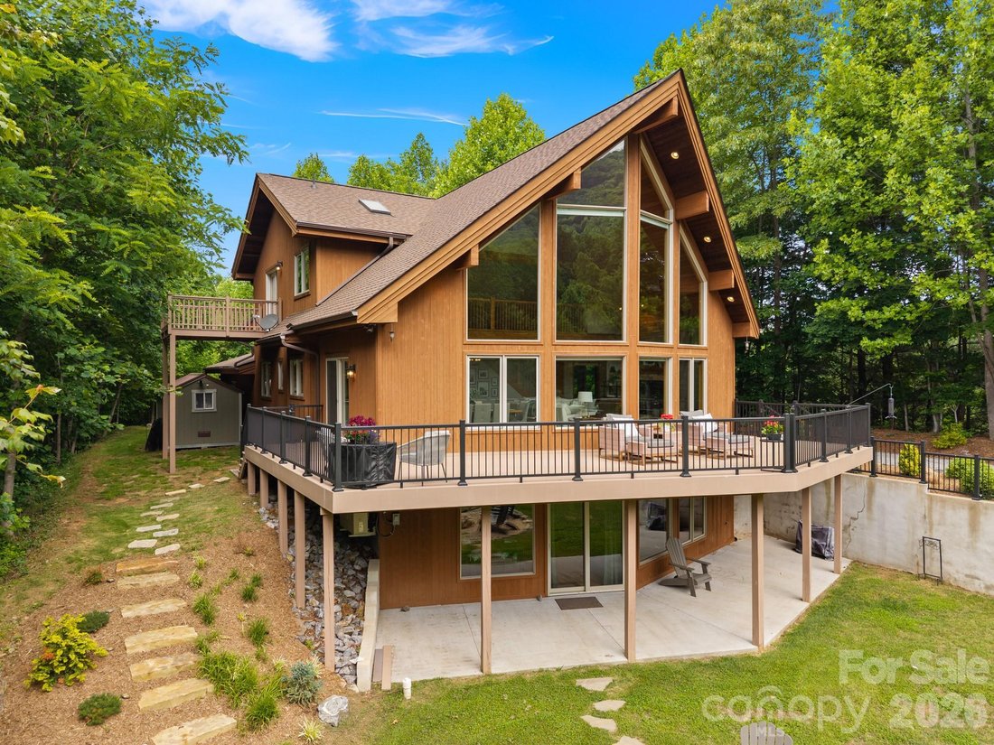 House in Hendersonville, North Carolina, United States 3 - 18085979