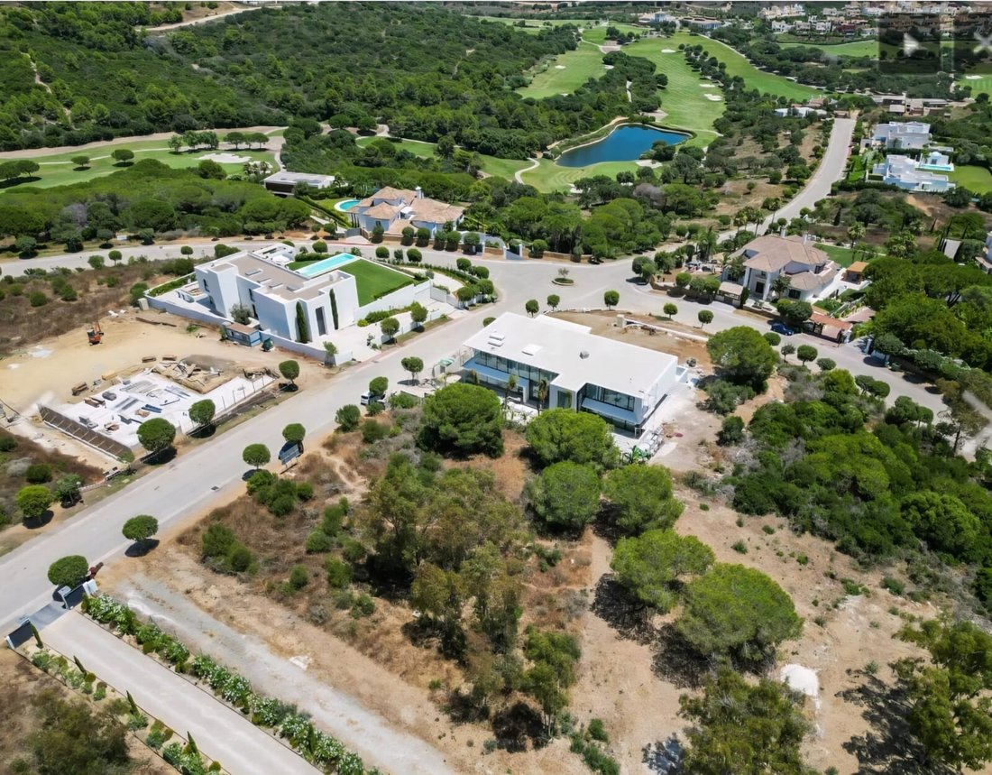 Land in Sotogrande, San Roque, Andalusia 1 - 18083781