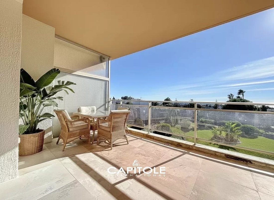 Apartment in Antibes, Provence-Alpes-Côte d'Azur, France 4 - 18084703