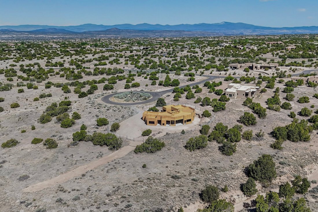 House in Santa Fe, New Mexico, United States 5 - 18084971