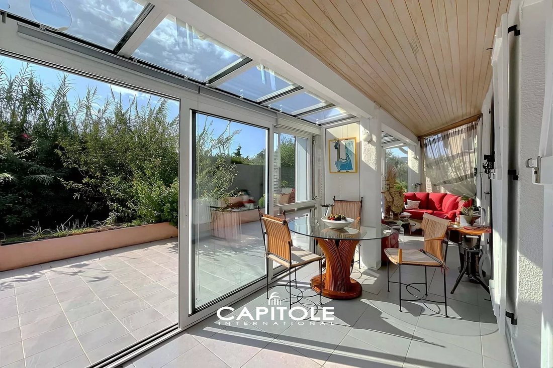 Villa in Saint Maymes-Lauvert, Antibes, France 5 - 18084768