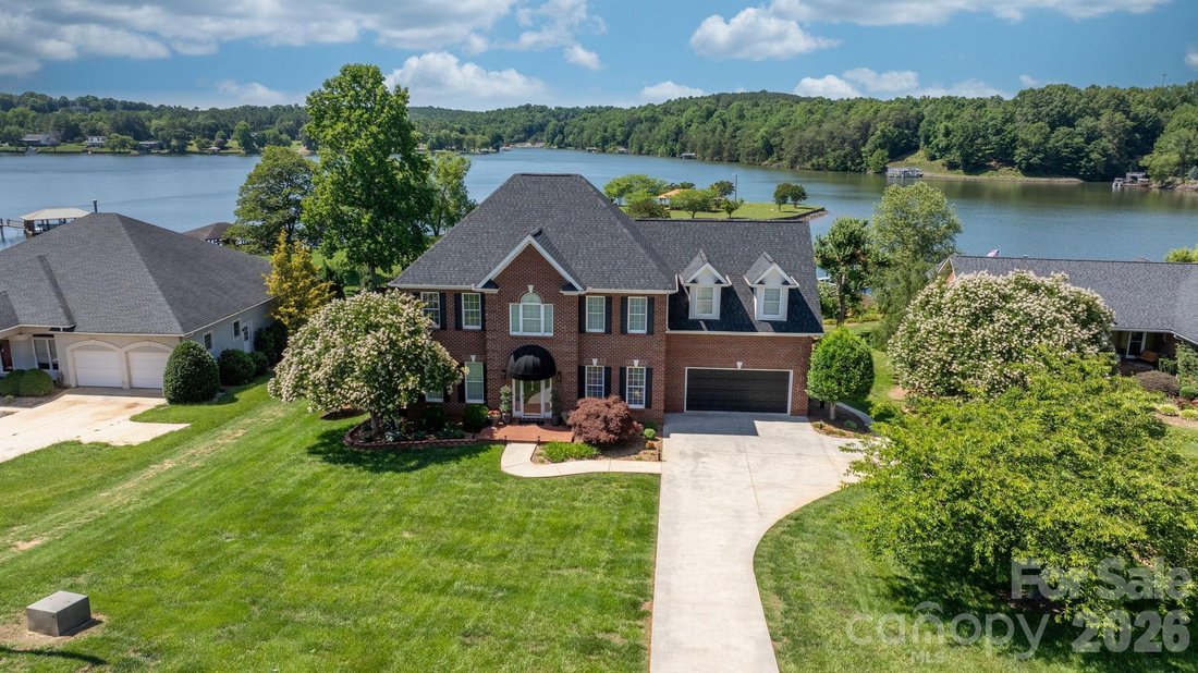 House in Township of Taylorsville, North Carolina, United States 4 - 17739637