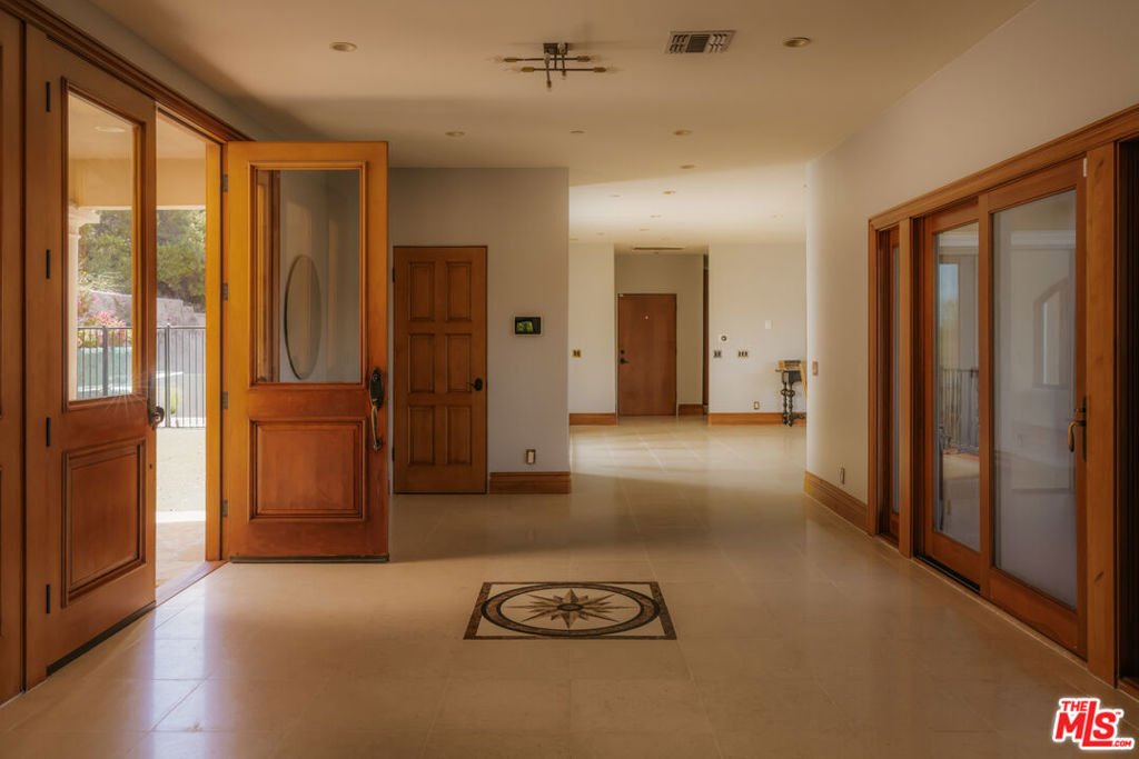 House in Hidden Hills, California, United States 2 - 18086811