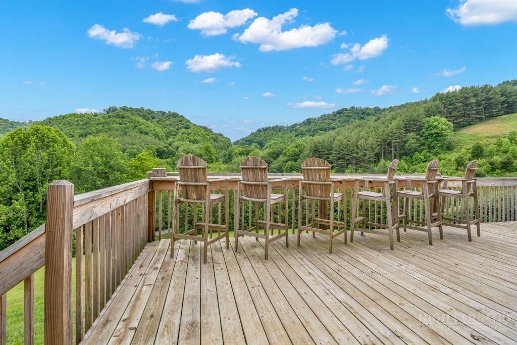 House in Cove Creek, North Carolina, United States 4 - 18084457