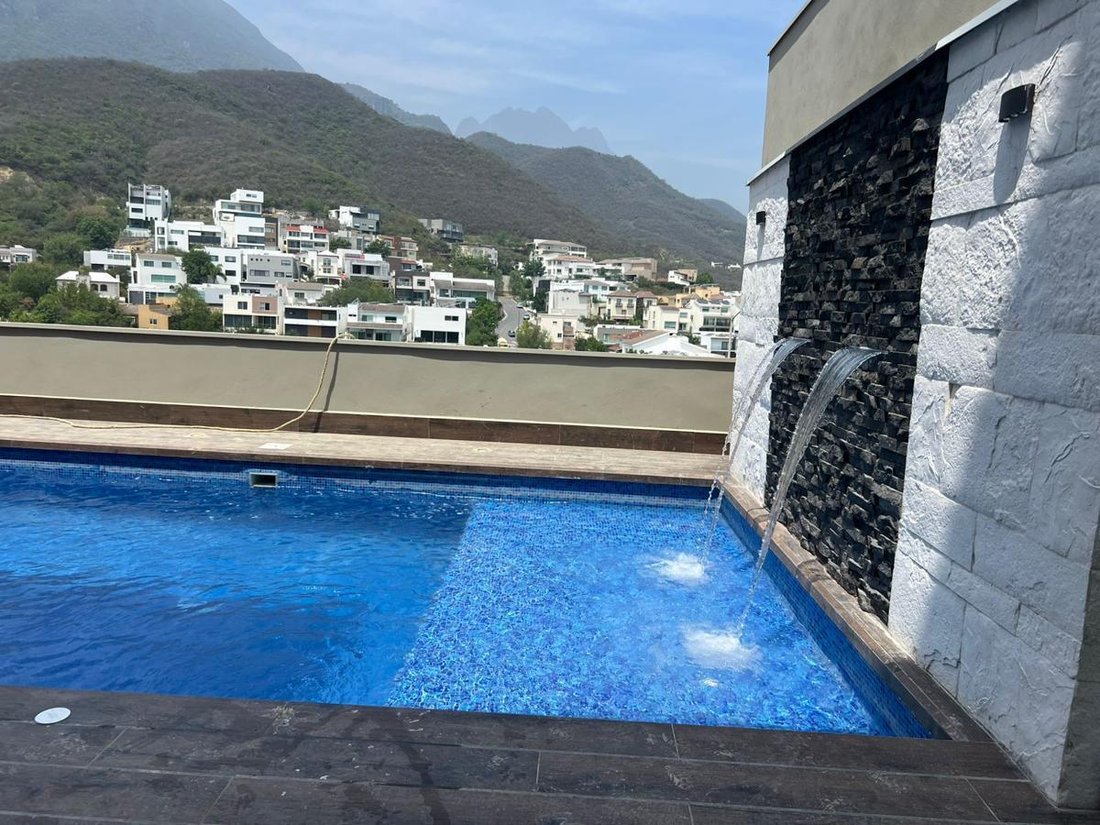 House in Monterrey, Nuevo Leon, Mexico 3 - 18084386