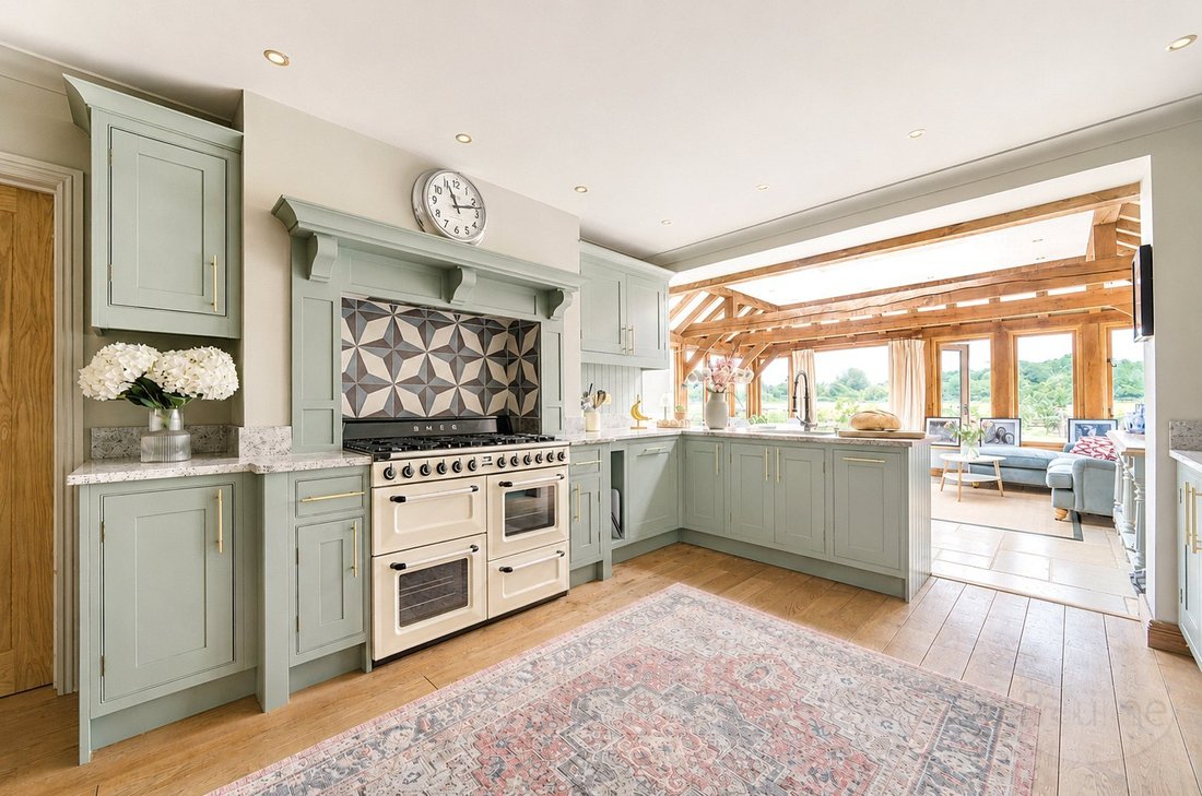 House in Medstead, England 3 - 18084825