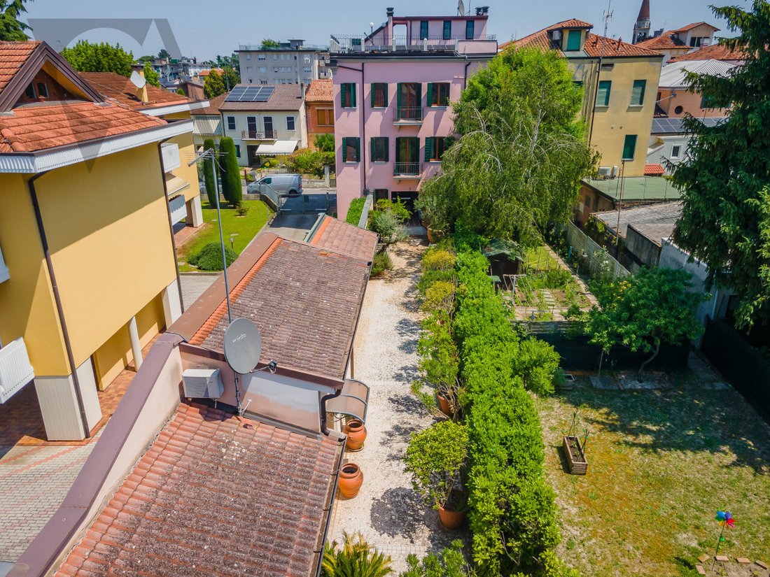 Villa in Ponte di Brenta, Padua, Italy 5 - 18087529