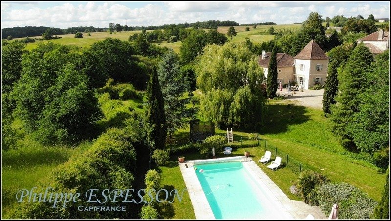 House in Saint-Martin-Petit, Nouvelle-Aquitaine, France 2 - 17780094