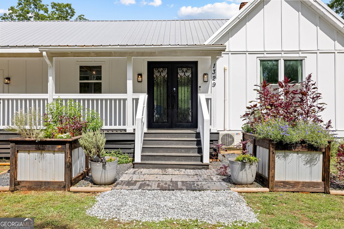 House in Senoia, Georgia, United States 2 - 18082469