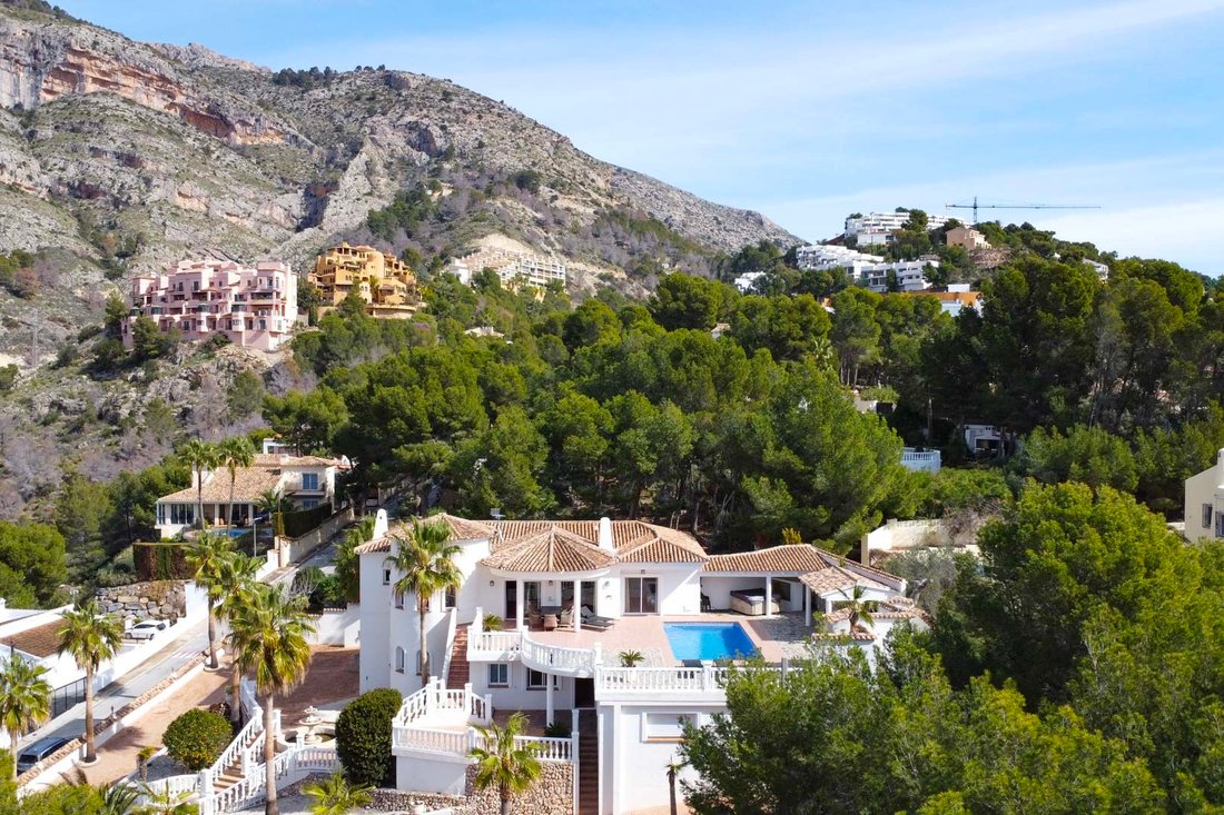 Villa in Altea, Valencian Community, Spain 4 - 18084839