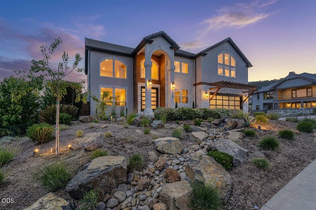 House in Medford, Oregon, United States 2 - 18088404
