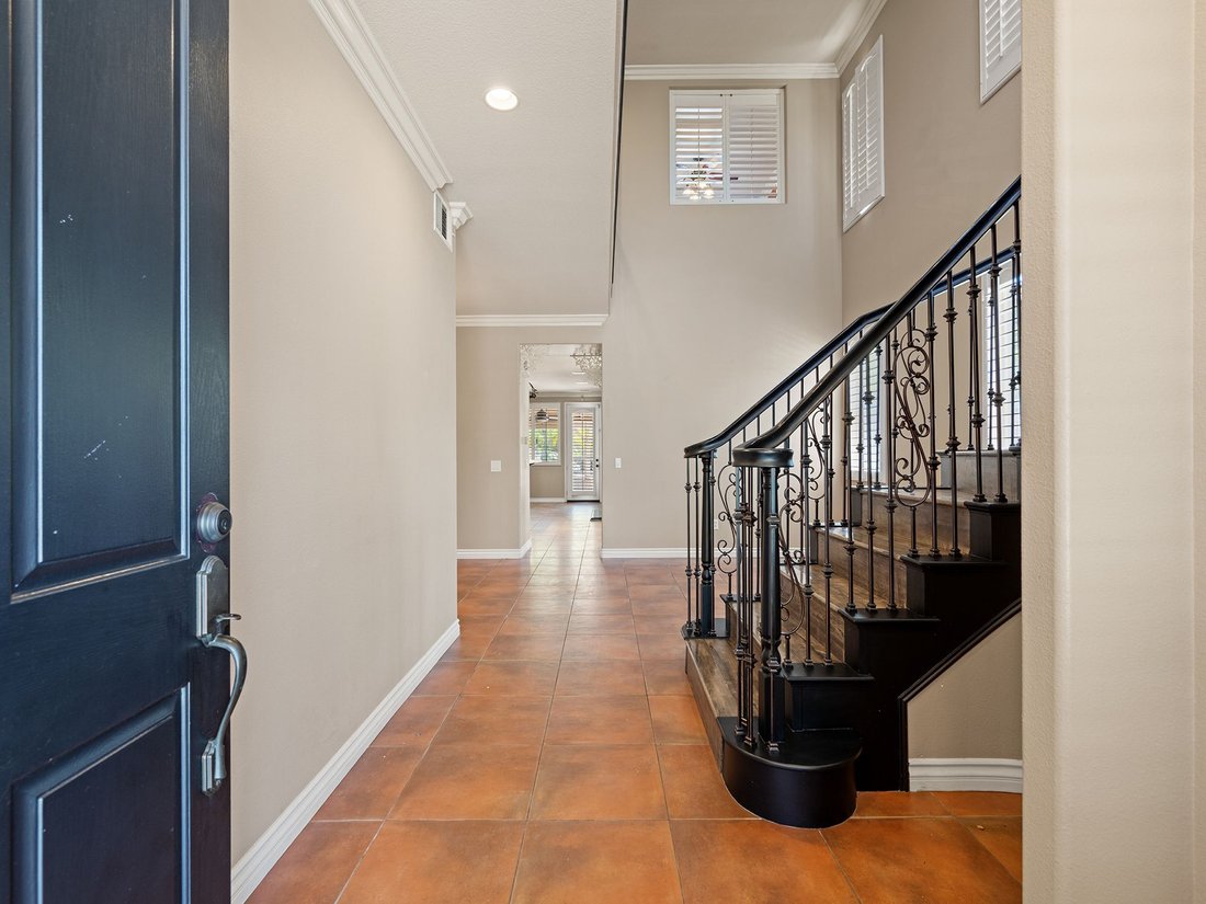 House in Santa Clarita, California, United States 3 - 18082805