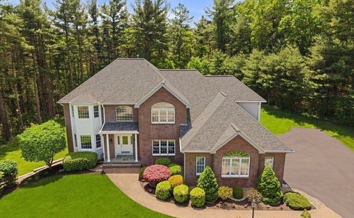 House in Sharon, Massachusetts, United States 1