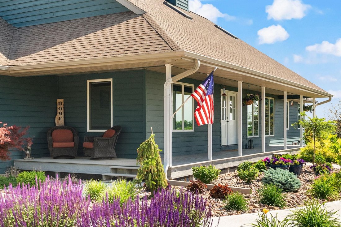 House in New Glarus, Wisconsin, United States 5 - 18081480