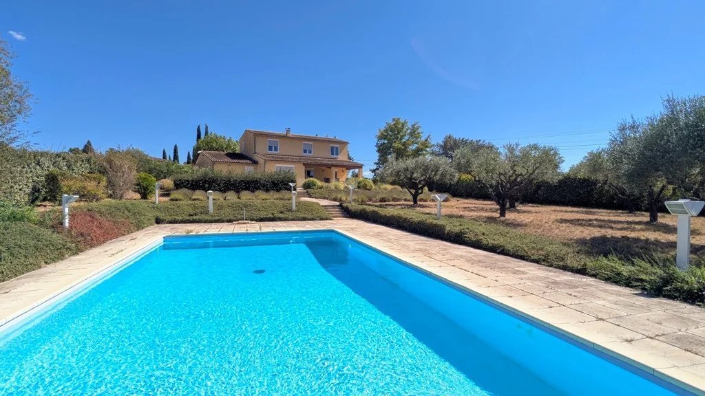 Villa in Cotignac, Provence-Alpes-Côte d'Azur, France 1 - 18083049