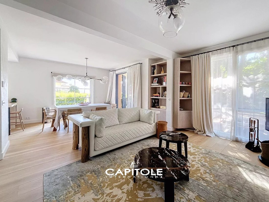 Villa in Ponteil, Antibes, France 5 - 18084706