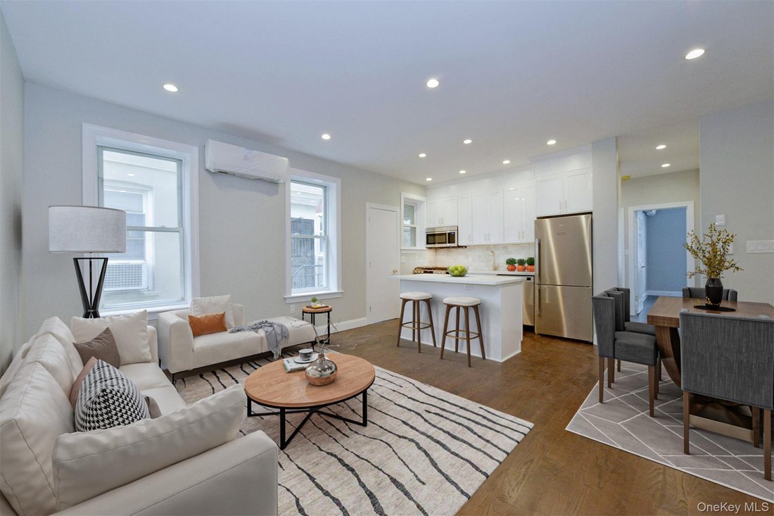 House in New York, New York, United States 1 - 18086801