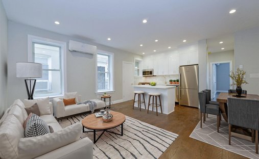 House in New York, New York, United States 1