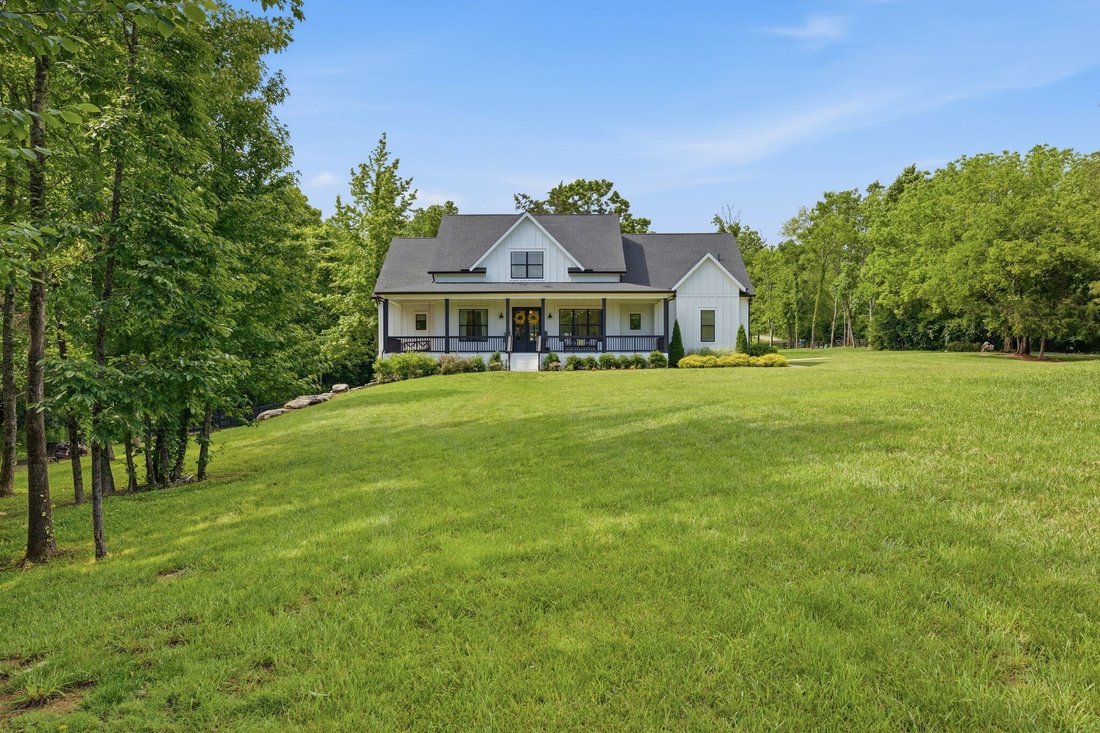 House in Thompson's Station, Tennessee, United States 1 - 18081545