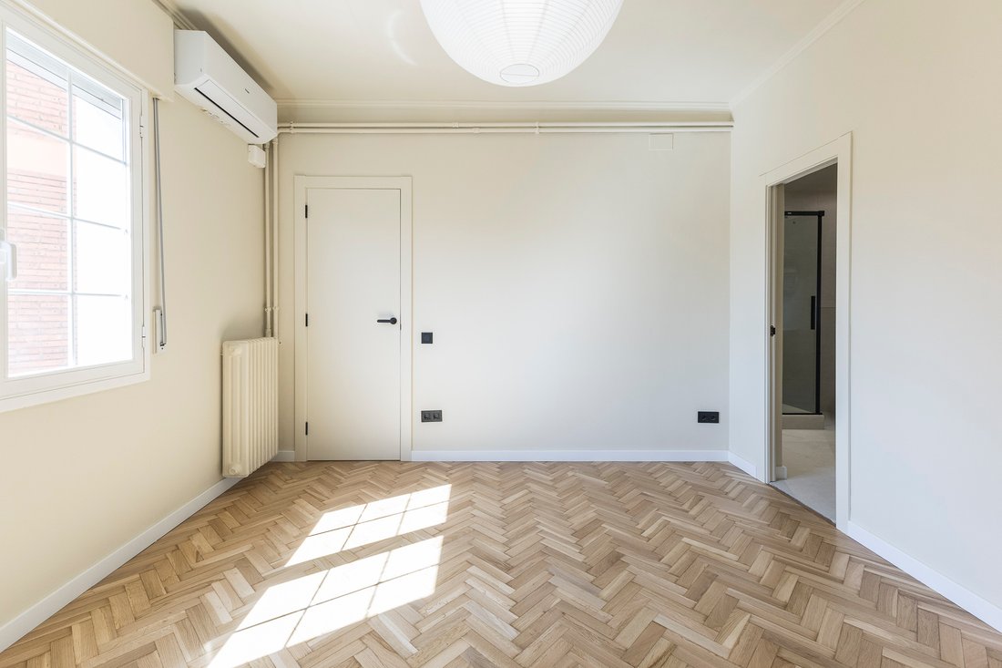Apartment in Eixample, Barcelona, Spain 4 - 18085273