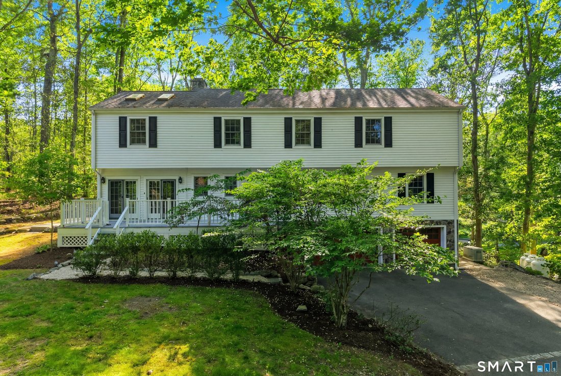 House in Stamford, Connecticut, United States 3 - 18088414