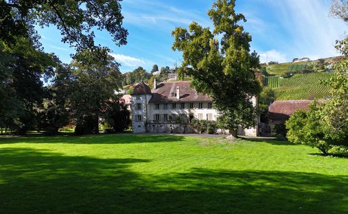 Schloss in Vully-les-Lacs, Waadt, Schweiz 1
