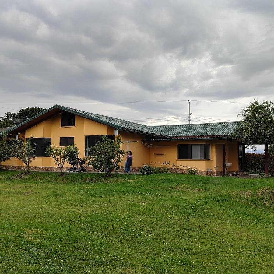 Land in Quito, Pichincha, Ecuador 4 - 18082768