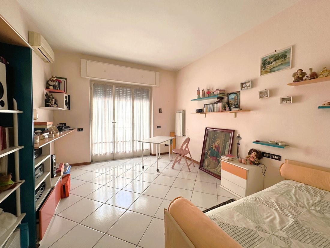 Apartment in Naples, Campania, Italy 1 - 18081352