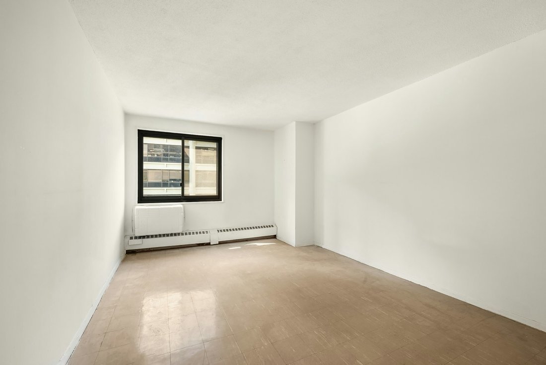 Co Op in New York, New York, United States 2 - 18072217