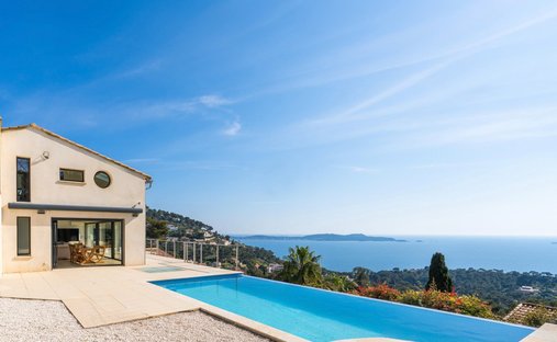 House in Carqueiranne, Provence-Alpes-Côte d'Azur, France 1