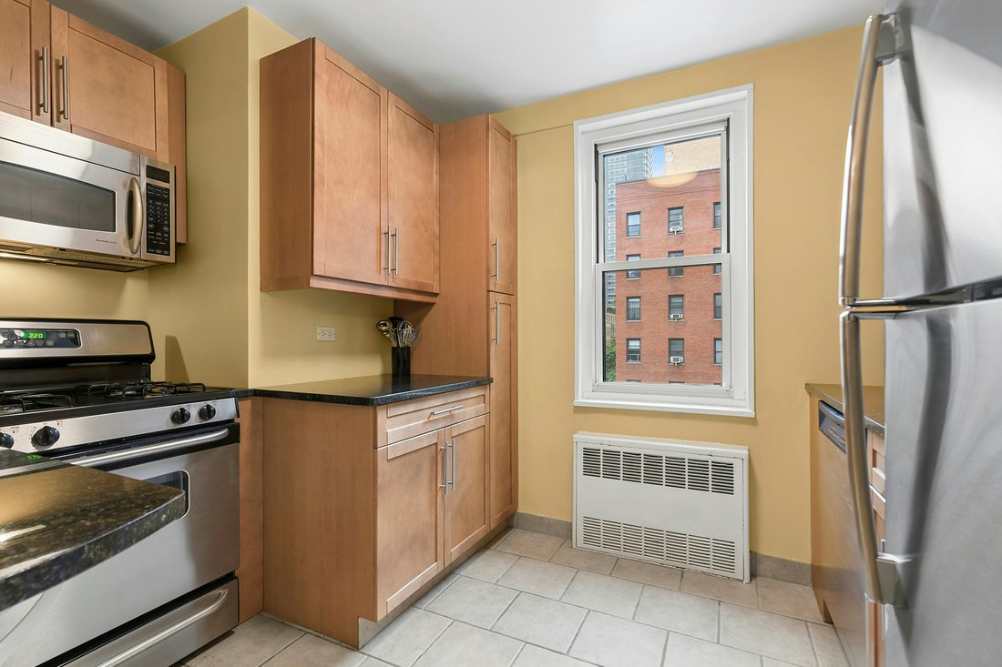 Co Op in New York, New York, United States 4 - 18074872