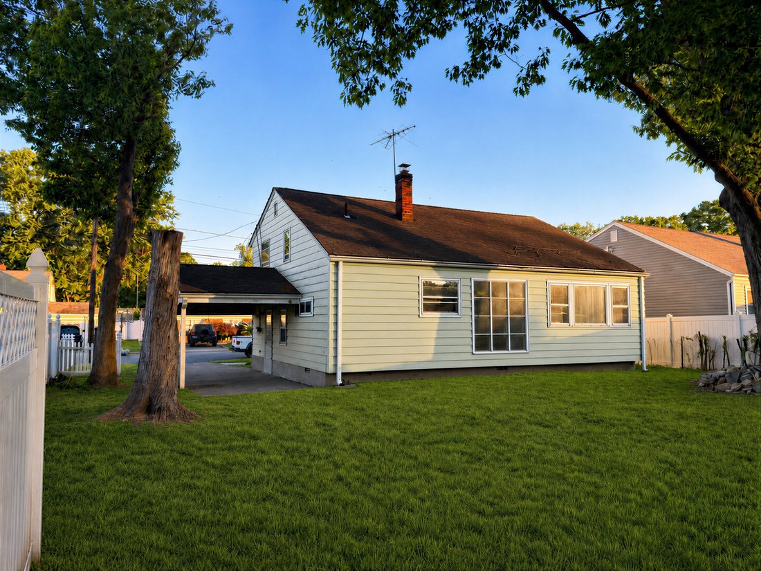 House in Saddle Brook, New Jersey, United States 2 - 18082848
