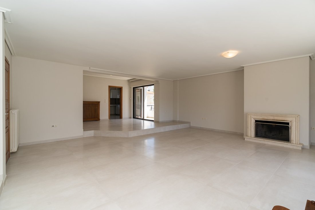 Apartment in Glyfada, Attica, Greece 4 - 18087333