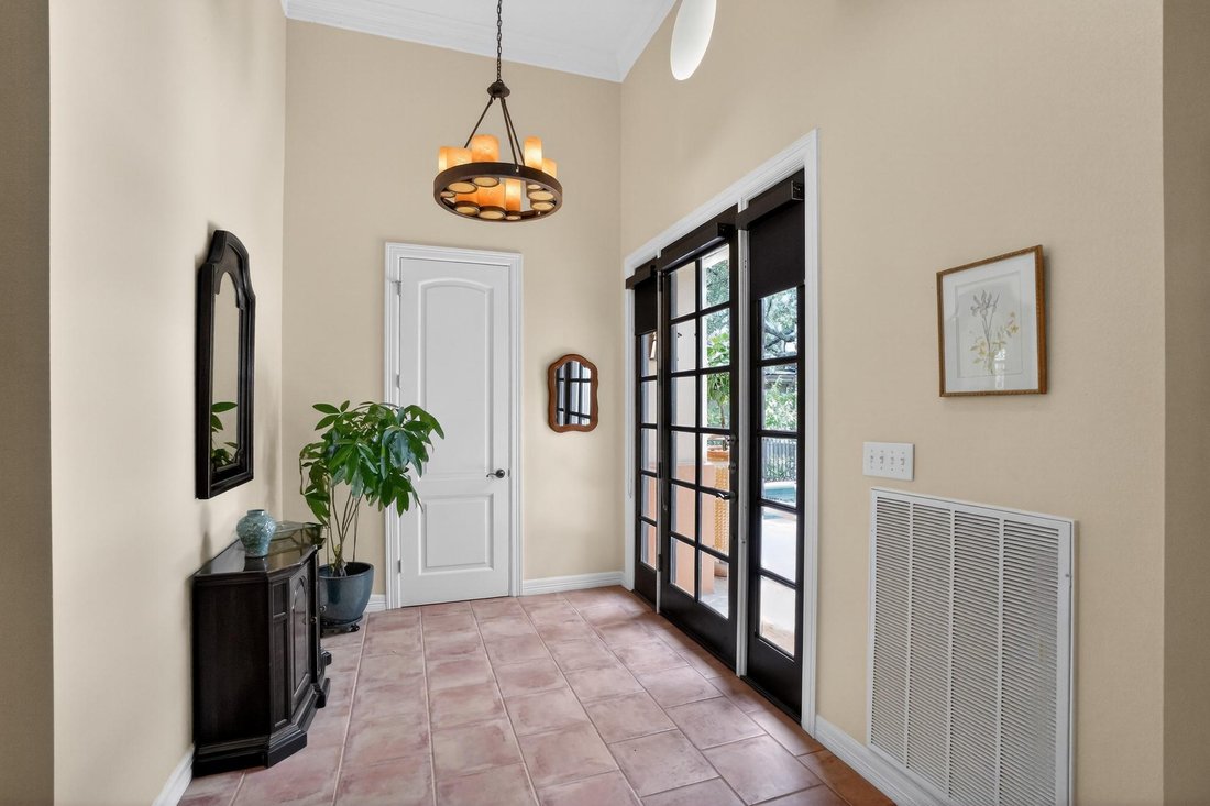 Condo in Austin, Texas, United States 3 - 18085227