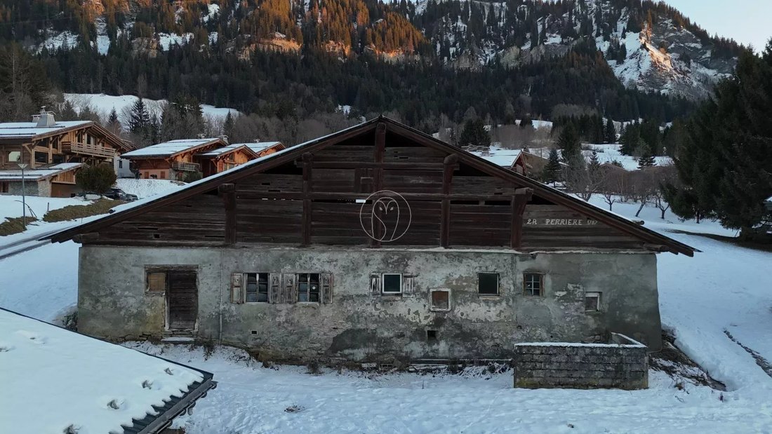 Chalet in Megève, Auvergne-Rhône-Alpes, France 1 - 18085096