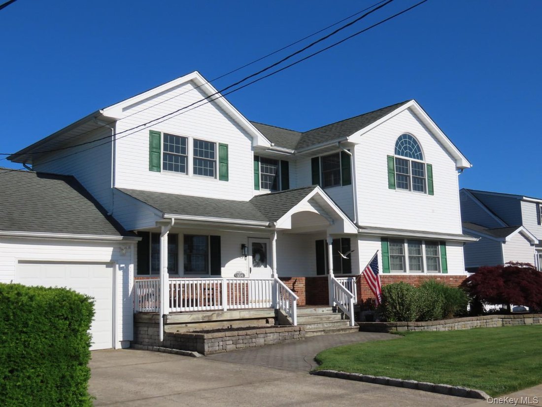 House in West Islip, New York, United States 5 - 18083935