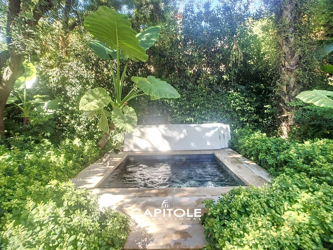 Villa in Ponteil, Antibes, France 4 - 18084706