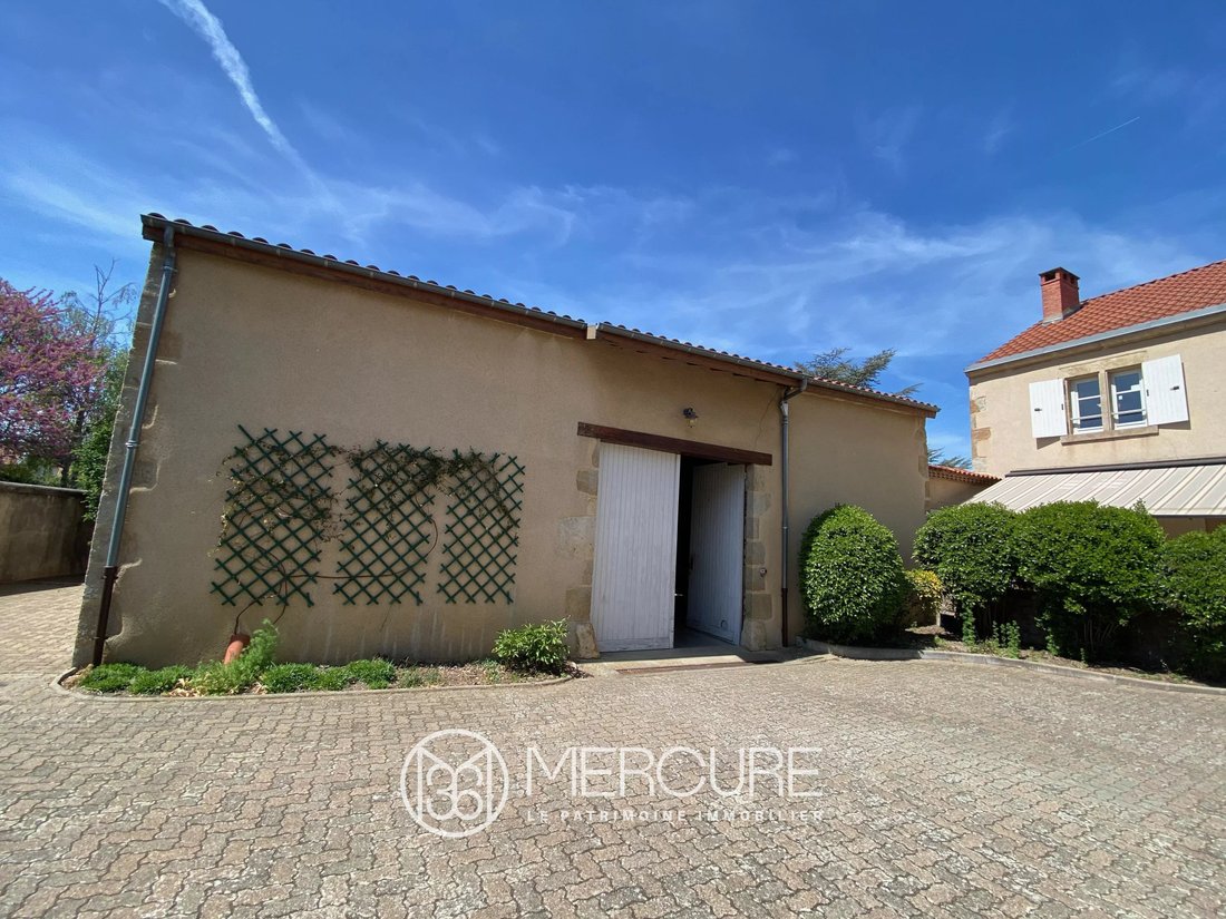 House in La Sauvetat, Auvergne-Rhône-Alpes, France 4 - 18083245