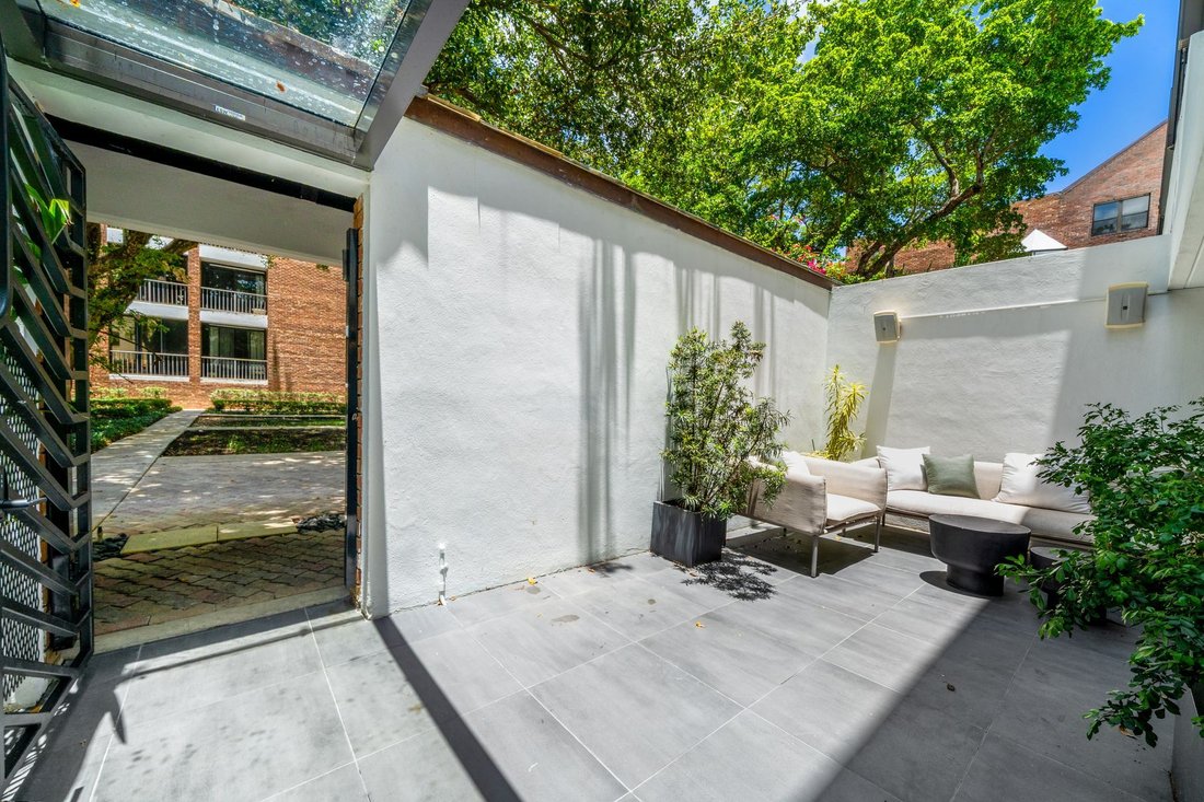 Townhouse in Miami, Florida, United States 2 - 18080869