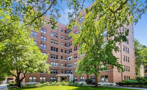 Co Op in Evanston, Illinois, United States 1