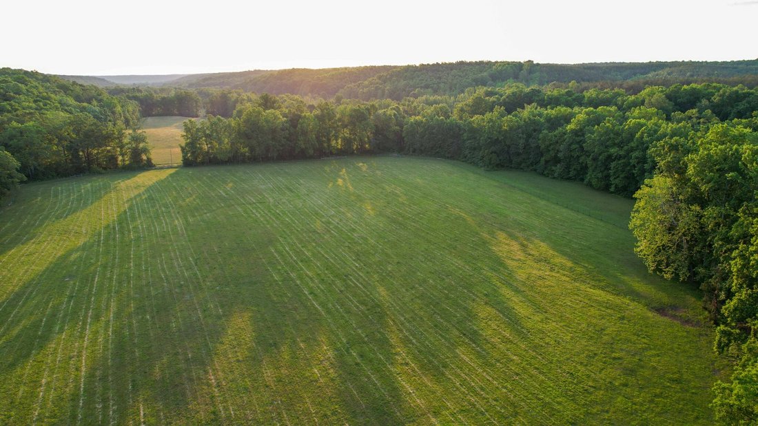 House in Hohenwald, Tennessee, United States 2 - 18081523