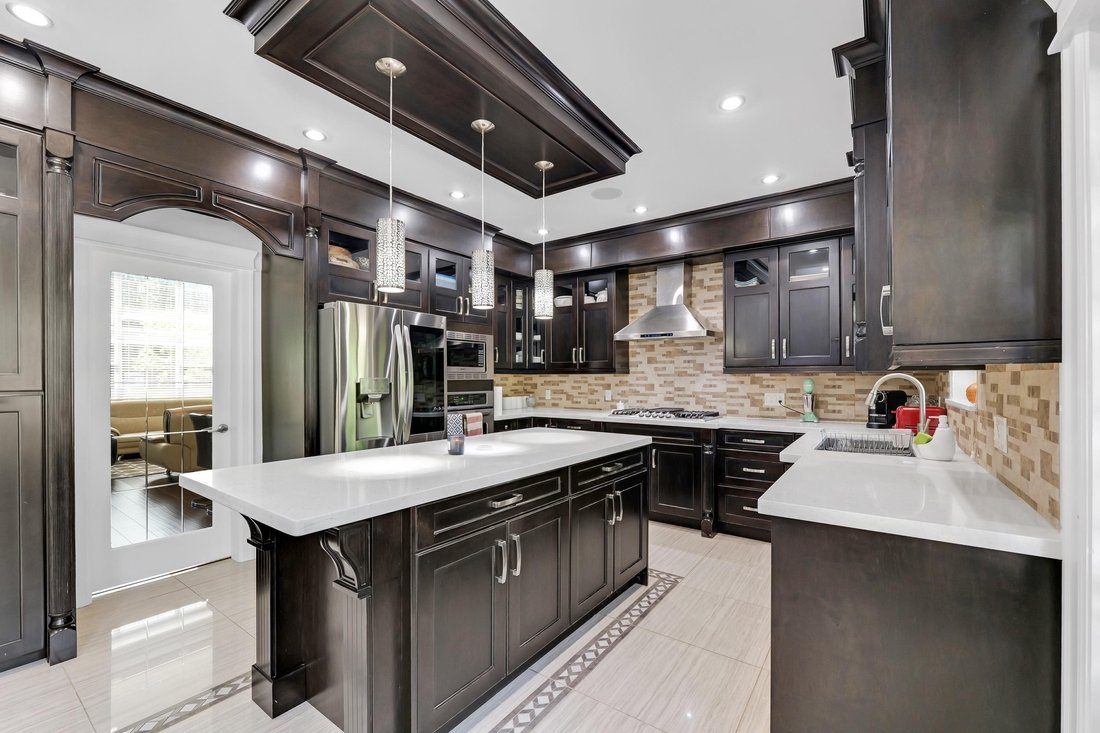 House in Squamish, British Columbia, Canada 5 - 18086705